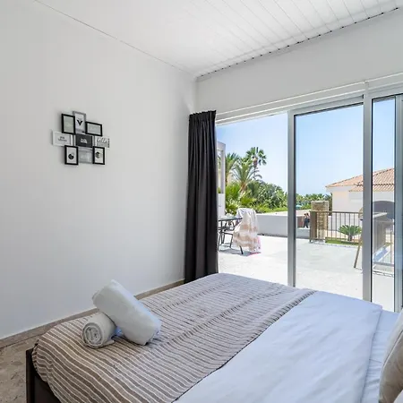 Apartment Keylana's 2-br In Pyla