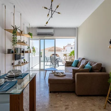 Keylana's 2-br Apt In Апартаменты