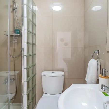 Keylana's 2-br Apt In Апартаменты *