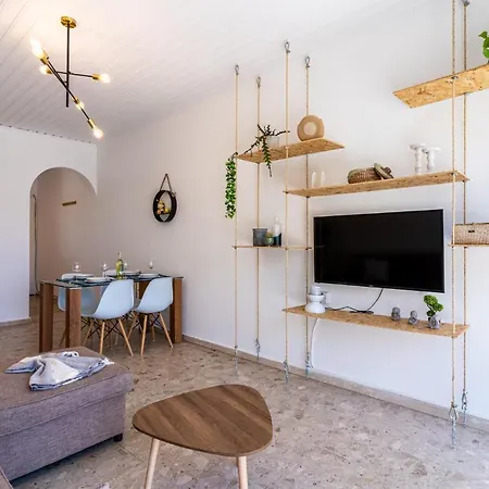 Keylana's 2-br Apt In Апартаменты *